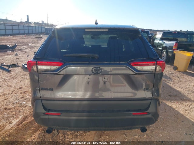 Toyota RAV4 LE 2022 2T3H1RFV8NW215541 Image 17