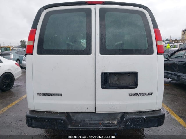 2005 CHEVROLET EXPRESS VIN: 1GCGG25V951148160