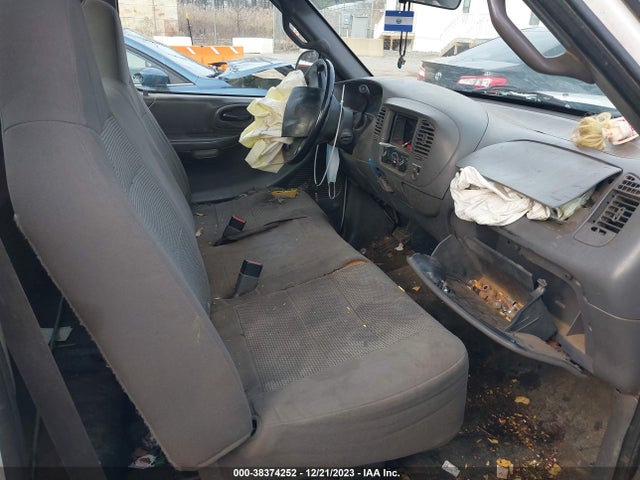 2002 FORD F-150 XL/XLT VIN: 1FTRF17272KA29392