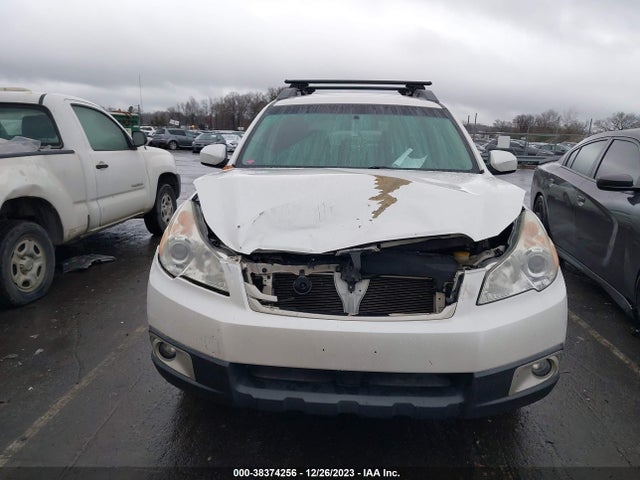 2011 SUBARU OUTBACK 2.5I PREMIUM VIN: 4S4BRBCC4B3423693
