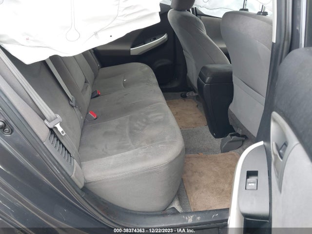 Toyota Prius Two 2014 JTDKN3DU7E1737660 Image 8