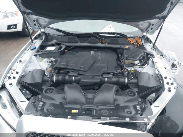 2012 JAGUAR XJ SAJWA2GB5CLV39146 Photo 9