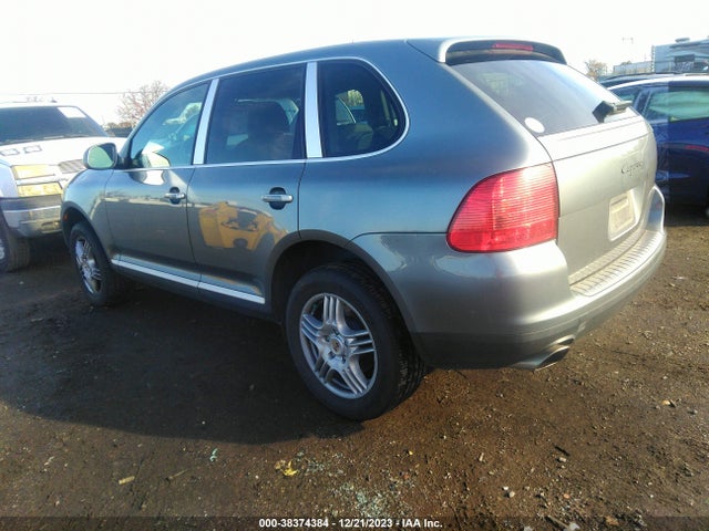 2004 PORSCHE CAYENNE WP1AA29PX4LA20479 Photo 2