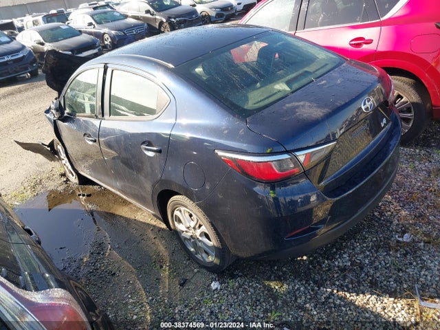 3MYDLBZV3GY141004 Scion IA