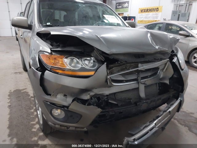 2011 HYUNDAI SANTA FE SE VIN: 5XYZHDAG9BG033241