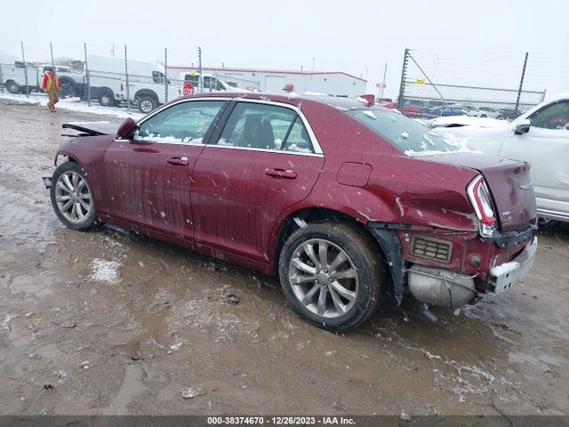 Chrysler 300 Limited 2017 2C3CCARG2HH544473 Image 3