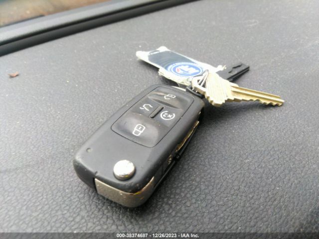 2019 VOLKSWAGEN PASSAT 1VWMA7A37KC000124 Photo 10