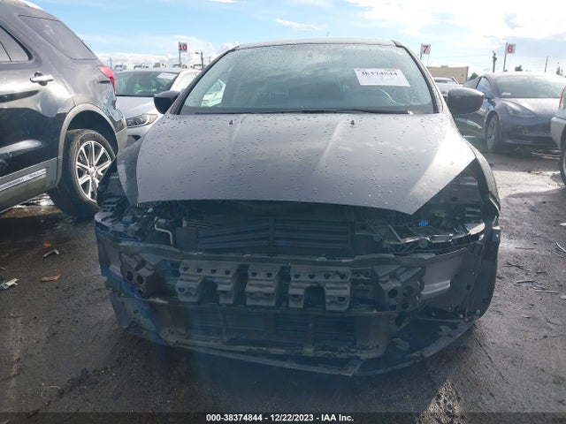 2018 FORD FOCUS SE VIN: 1FADP3K22JL312873