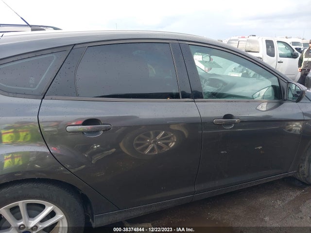2018 FORD FOCUS SE VIN: 1FADP3K22JL312873