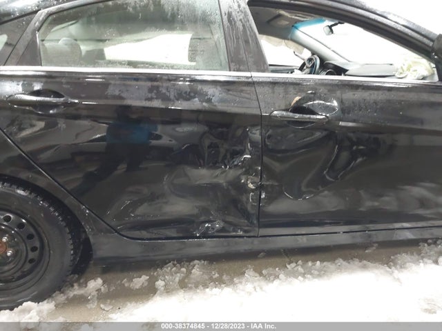 2011 HYUNDAI SONATA GLS VIN: 5NPEB4AC4BH242201