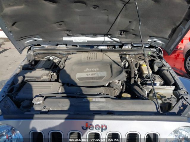 1C4AJWBG4GL184382 Jeep Wrangler Sahara