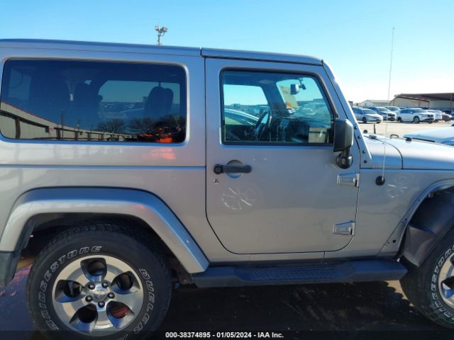 1C4AJWBG4GL184382 Jeep Wrangler Sahara