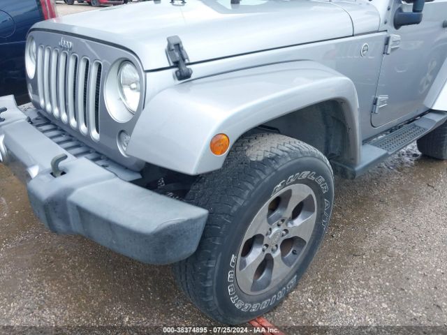 1C4AJWBG4GL184382 Jeep Wrangler Sahara
