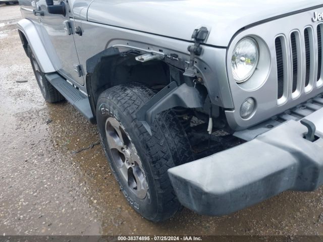 1C4AJWBG4GL184382 Jeep Wrangler Sahara