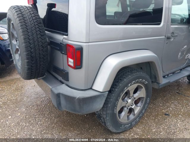 1C4AJWBG4GL184382 Jeep Wrangler Sahara