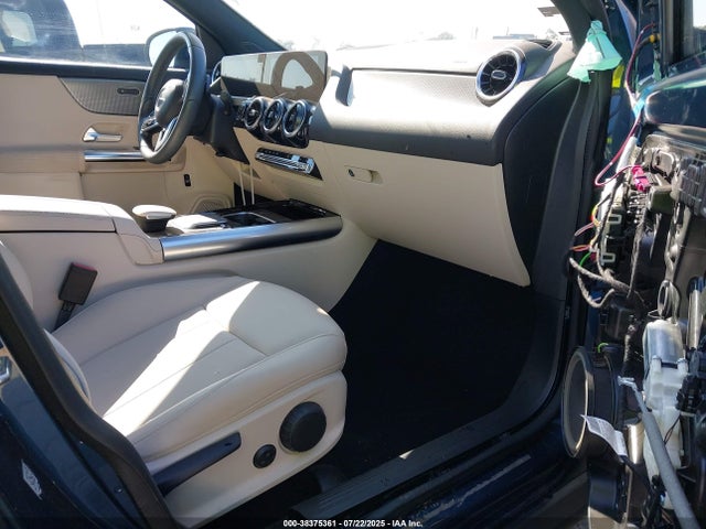 W1N4N4GB3NJ391589 Mercedes-Benz m260
