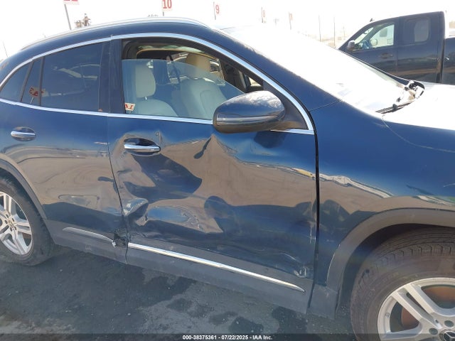 W1N4N4GB3NJ391589 Mercedes-Benz m260
