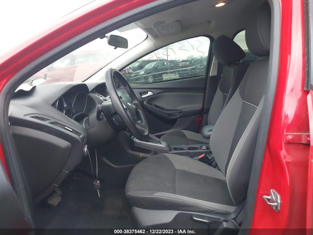 2014 FORD FOCUS SE VIN: 1FADP3F2XEL329873