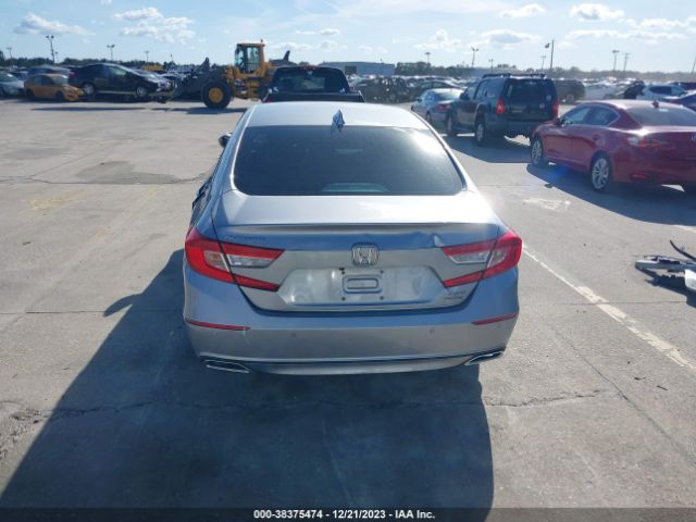 1HGCV2F96JA002817 Honda Accord Touring 2.0t