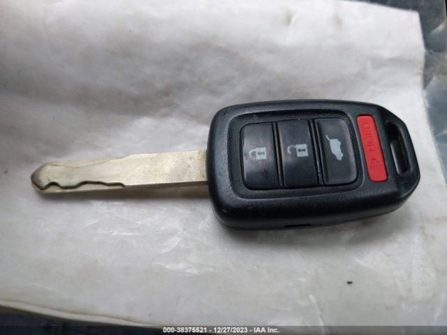 2HKRM4H46GH701021 Honda CR-V SE