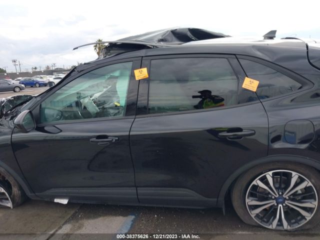 1FMCU0BZ4NUA05887 Ford Escape Se Hybrid
