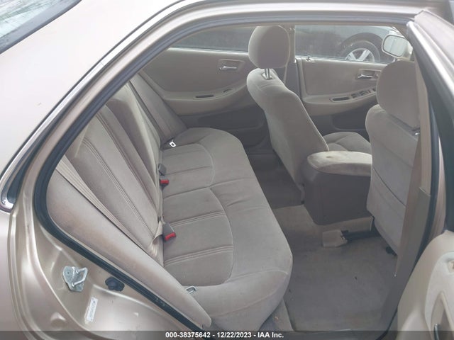 2000 HONDA ACCORD 2.3 LX VIN: 1HGCG5645YA141850
