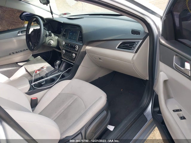 Hyundai SONATA SE 2017 5NPE24AF4HH544543 Image 5