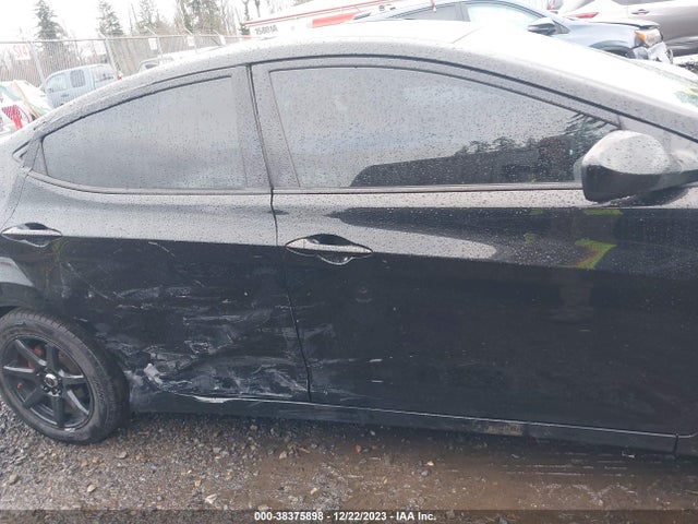 Hyundai ELANTRA SE 2016 5NPDH4AE0GH748286 Image 13