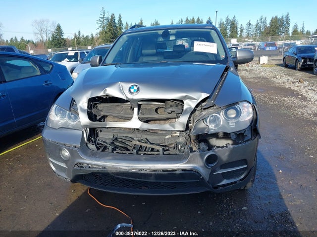 2013 BMW X5 XDRIVE35I/XDRIVE35I PREMIUM/XDRIVE35I SPORT ACTIVITY VIN: 5UXZV4C5XD0B03005