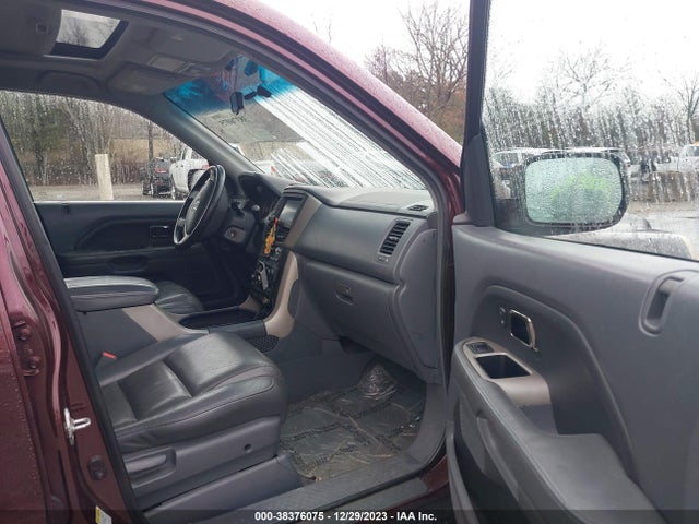 2008 HONDA PILOT EX-L VIN: 5FNYF18758B012957