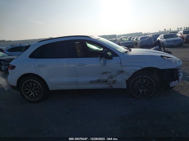 WP1AB2A54JLB38109 Porsche MACAN S