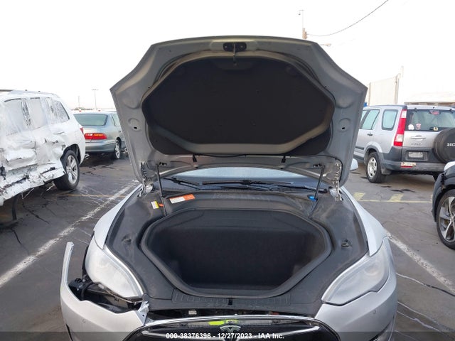 2014 TESLA MODEL S 5YJSA1H26EFP63358 Photo 9