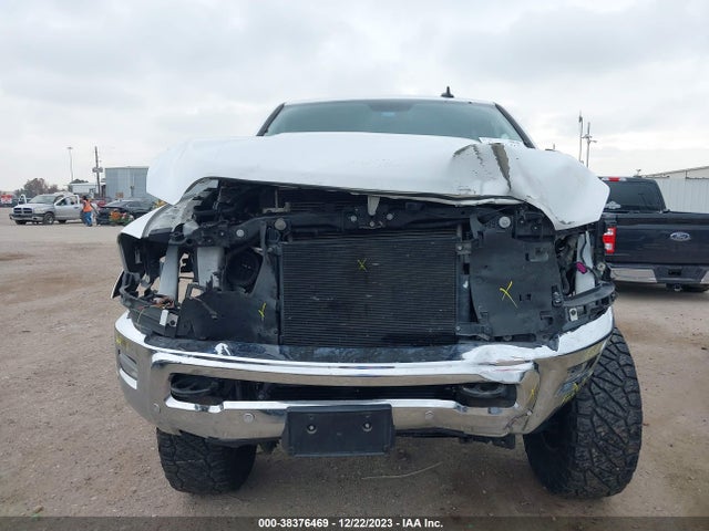 3C6UR5NL0JG350188 RAM 2500 Laramie Mega Cab 4x4 6'4 Box