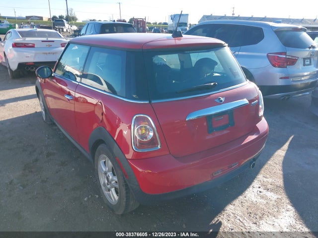 2013 MINI HARDTOP WMWSU3C55DT549460 Photo 2