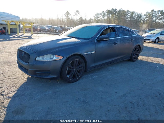 2011 JAGUAR XJ SAJWA2GB0BLV14556 Photo 1