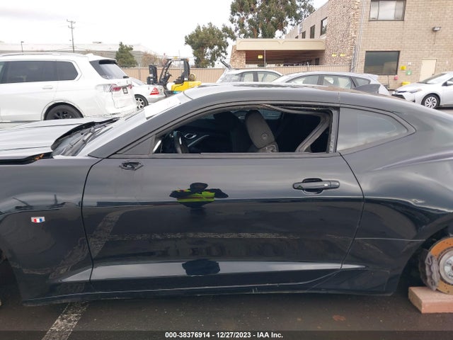 Chevrolet Camaro 1ss 2017 1G1FE1R79H0118716 Image 13