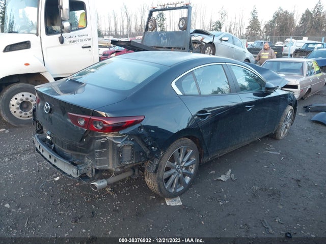 Mazda Mazda3 Select 2021 3MZBPBBLXMM252720 Image 4