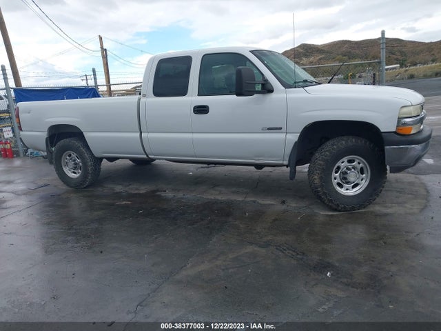 2000 CHEVROLET SILVERADO 2500 VIN: 1GCGC29U2YE415911