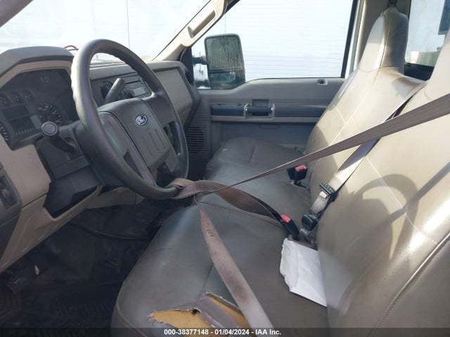 2008 FORD F-350 XL/XLT VIN: 1FDSF30598EB76057