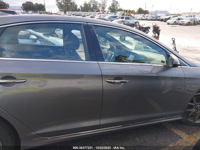2018 HYUNDAI SONATA SPORT 2.0T VIN: 5NPE34AB5JH683337