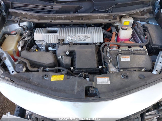 2015 TOYOTA PRIUS V FOUR VIN: JTDZN3EU2FJ033705