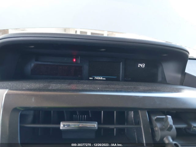 2015 TOYOTA PRIUS V FOUR VIN: JTDZN3EU2FJ033705