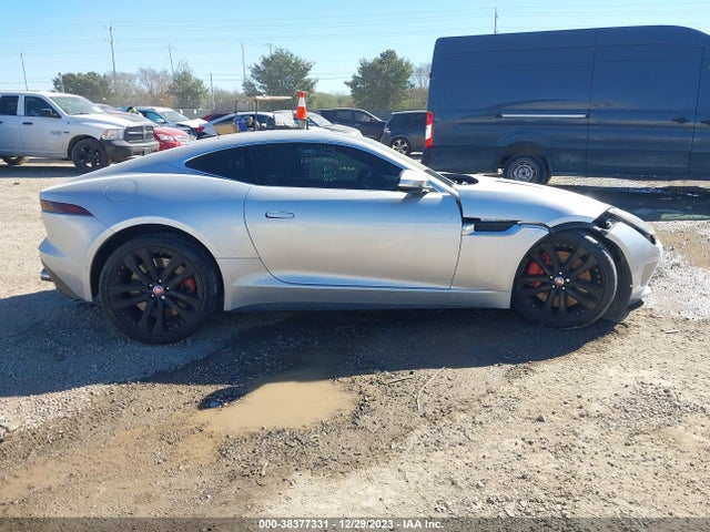 Jaguar F-TYPE R 2015 SAJWA6DA7FMK15827 Image 14