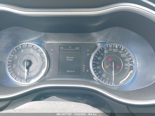Chrysler 200 Limited 2015 1C3CCCAB8FN539469 Image 7