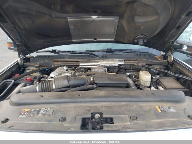 1GT12UEY0JF277217 GMC Sierra 2500hd Denali