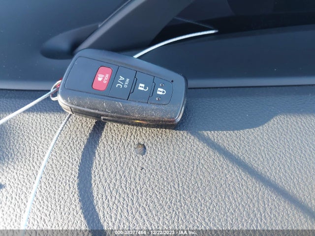 2021 TOYOTA PRIUS PRIME XLE VIN: JTDKAMFP7M3196718