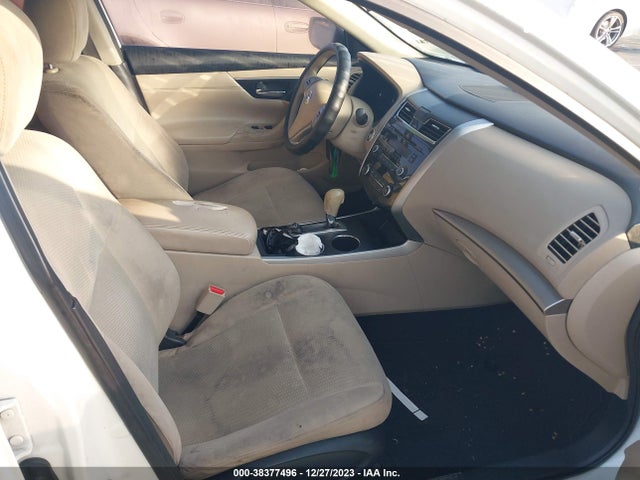 Nissan Altima 2.5 S 2015 1N4AL3AP3FN921400 Image 5