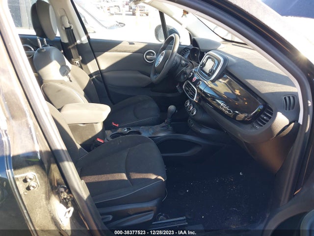 2017 FIAT 500X ZFBCFXAB1HP535641 Photo 4