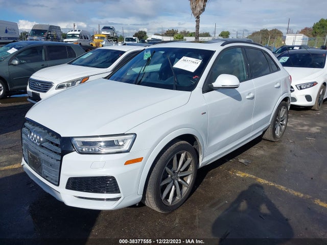 WA1JCCFS0JR012209 Audi Q3 2.0t Premium/2.0t Sport Premium