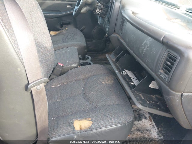 2005 CHEVROLET SILVERADO 1500 WORK TRUCK VIN: 1GCEC14X05Z358454